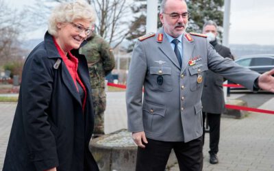 Interview mit Generaloberstabsarzt Dr. Ulrich Baumgärtner, Inspekteur des Sanitätsdienstes der Bundeswehr