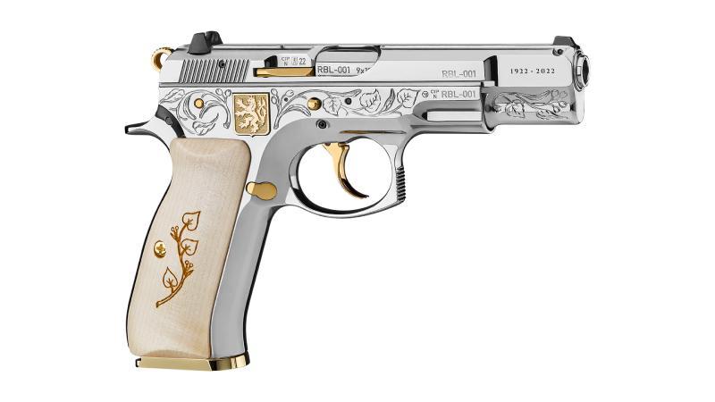 Die Edition CZ 75 “Orden des Weißen Löwen” erinnert an das hundertjährige Bestehen der höchsten staatlichen Auszeichnung der Tschechischen Republik und ist die erste Blockchain-authentifizierte Feuerwaffe der Welt