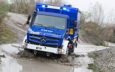 Mercedes-Benz Unimog U 5023 bewährter Katastrophenhelfer in extremen Wettersituationen