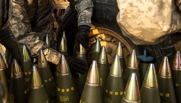Rheinmetall gewinnt Großauftrag: Artilleriemunition im Wert von über 140 Mio EUR für die Ukraine