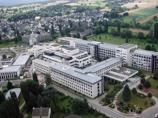 GRUNDSTEINLEGUNG AM BUNDESWEHR ZENTRALKRANKENHAUS KOBLENZ