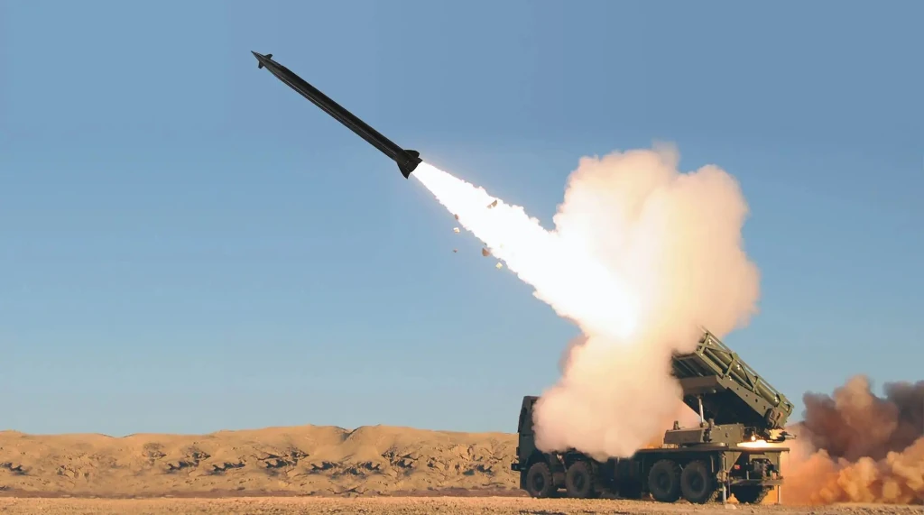 Der israelische Mehrfachraketenwerfer PULS wird als Nachbeschaffung für an die Ukraine abgegebene MARS-Werfer Modernisierungsimpulse bei der Reichweitensteigerung der deutschen Raketenartillerie setzen. Foto: Elbit Systems