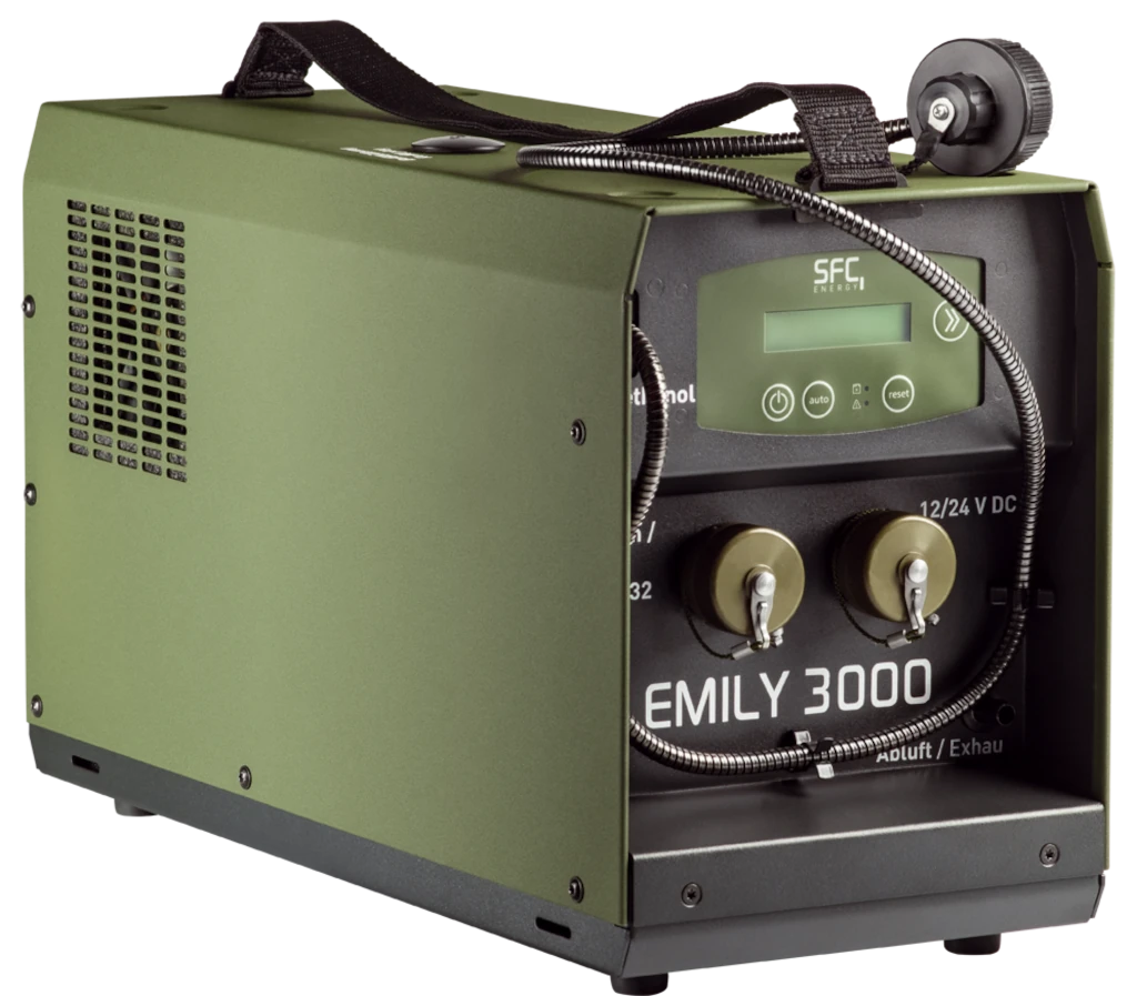 Die fahrzeugbasierte Brennstoffzelle EMILY deckt alle Anwendungen bei militärischen Einsätzen zuverlässig ab. Foto: SFC Energy AG