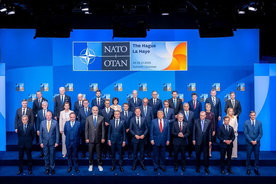 Gruppenfoto der NATO-Staats- und Regierungschefs beim Gipfeltreffen in Den Haag am 24./25. Juni 2025. (Foto: NATO Summit 2025)
