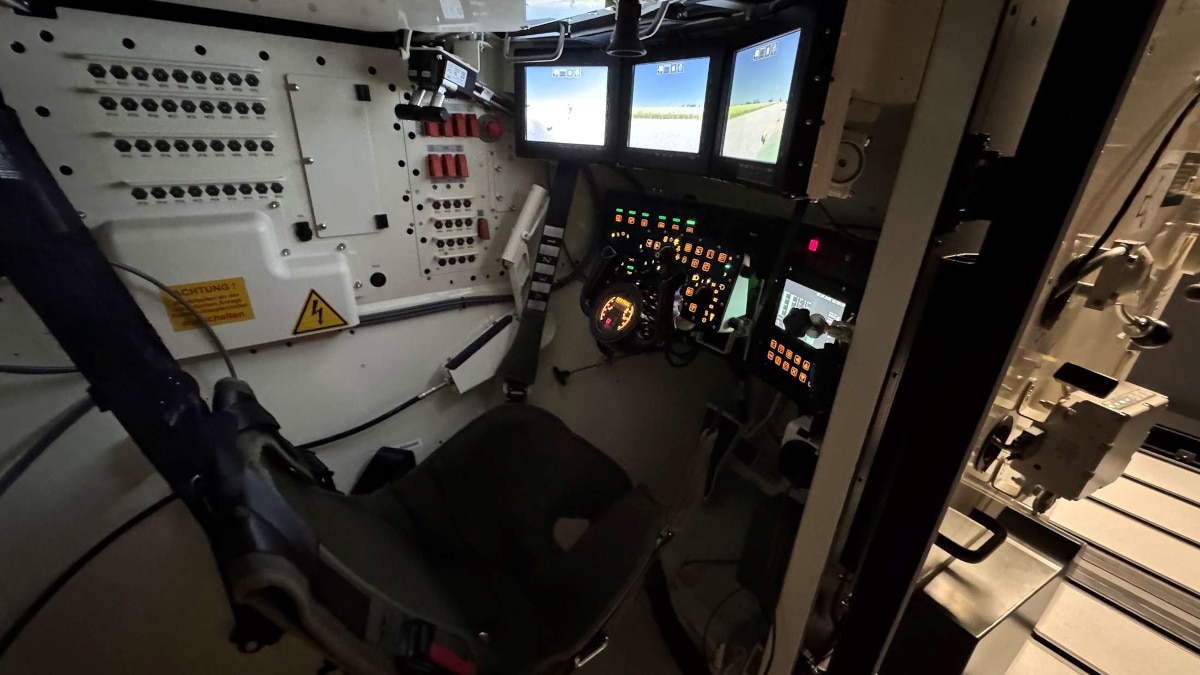 Der containerisierte Ausbildungssimulator bietet weitere Vorteile: Er steht rund um die Uhr zur Verfügung, ist witterungsunabhängig nutzbar und verbraucht weder Kraftstoff noch Munition. Foto: Rheinmetall AG